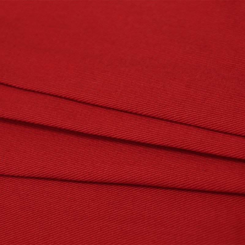 Sullivans Chino drill fabric can be used for a variety of sewing projects, including crafts and clothing such as trousers, shorts, skirts, and shirts.