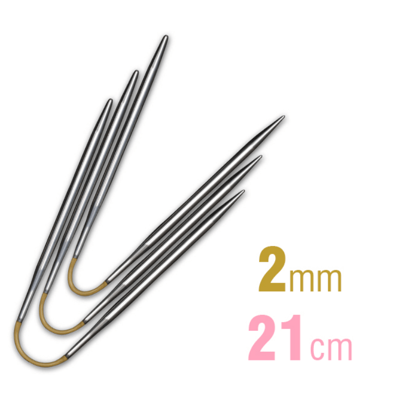 The small-round knitting revolution! You can knit even the smallest diameters with this 3-piece set of flexible double-pointed knitting needles. The stitches are distributed across two needles before being knitted with a third needle, resulting in only two needle changes per row.