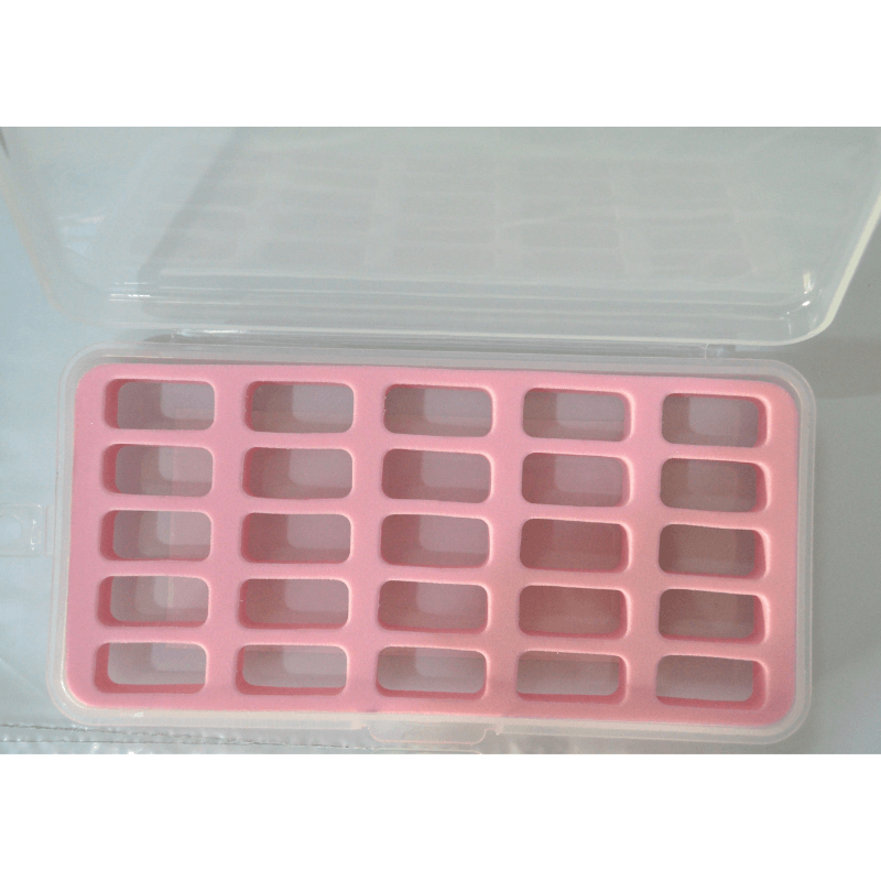 Hemline Bobbin Box Holds 25 bobbins for home embroidery machines.  Fits any bobbins with a diameter of 25mm.  With a sturdy catch and hinge.